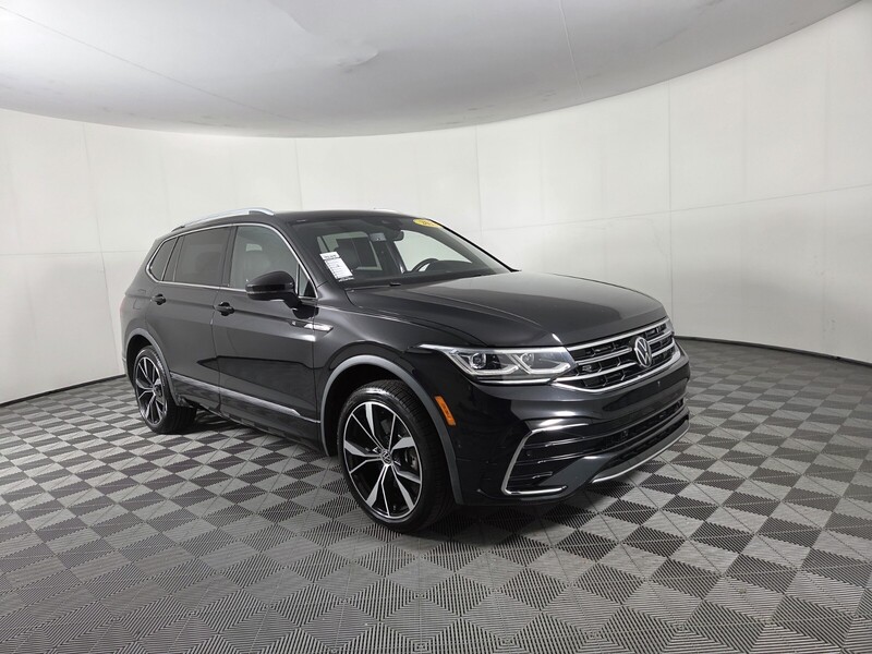 Used 2022 Volkswagen Tiguan 2.0T SEL R-LINE 4MOTION in WEST PALM BEACH, FLORIDA