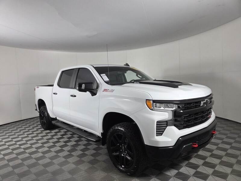 Used 2024 CHEVROLET SILVERADO 1500 4WD CREW CAB 147