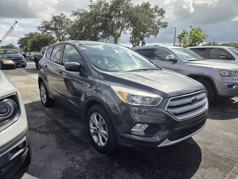 Used 2019 FORD ESCAPE SE in WEST PALM BEACH, FLORIDA