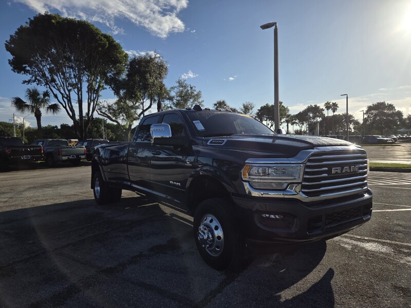 Used 2024 RAM 3500 LONGHORN 4X4 CREW CAB 8' BOX in WEST PALM BEACH, FLORIDA
