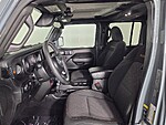 Used 2026 JEEP GLADIATOR MOJAVE 4X4 in WEST PALM BEACH, FLORIDA (Photo 9)