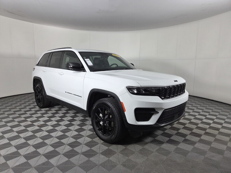 Used 2025 JEEP GRAND CHEROKEE ALTITUDE 4X4 in WEST PALM BEACH, FLORIDA