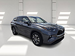 Used 2022 TOYOTA HIGHLANDER HYBRID XLE FWD in WEST PALM BEACH, FLORIDA (Photo 1)