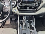 Used 2022 TOYOTA HIGHLANDER HYBRID XLE FWD in WEST PALM BEACH, FLORIDA (Photo 15)