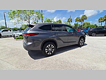 Used 2022 TOYOTA HIGHLANDER HYBRID XLE FWD in WEST PALM BEACH, FLORIDA (Photo 38)