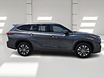 Used 2022 TOYOTA HIGHLANDER HYBRID XLE FWD in WEST PALM BEACH, FLORIDA (Photo 5)