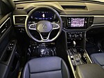 Used 2021 Volkswagen Atlas Cross Sport 3.6L V6 SEL R-LINE in WEST PALM BEACH, FLORIDA (Photo 13)
