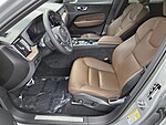 Used 2022 VOLVO XC60 B5 MOMENTUM in WEST PALM BEACH, FLORIDA (Photo 33)