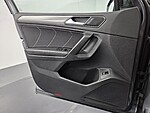 Used 2022 Volkswagen Tiguan 2.0T SE R-LINE BLACK in WEST PALM BEACH, FLORIDA (Photo 36)
