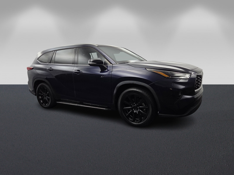 Used 2022 TOYOTA HIGHLANDER XLE in WEST PALM BEACH, FLORIDA