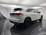 Used 2024 Volkswagen Atlas Cross Sport 2.0T SE W/TECHNOLOGY in WEST PALM BEACH, FLORIDA (Photo 4)