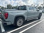 Used 2025 GMC SIERRA 1500 4WD Crew Cab 147