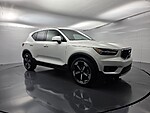 Used 2022 VOLVO XC40 T5 AWD Momentum in WEST PALM BEACH, FLORIDA (Photo 1)