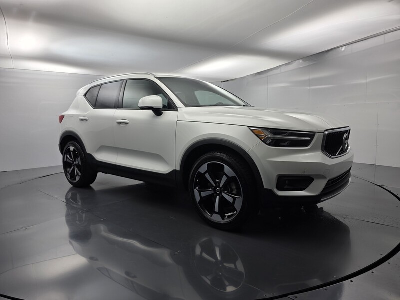Used 2022 VOLVO XC40 T5 AWD Momentum in WEST PALM BEACH, FLORIDA