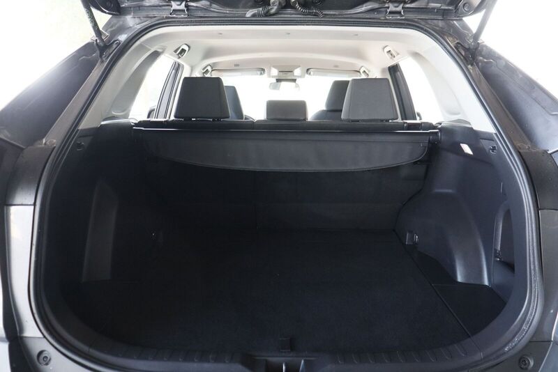 2024 Toyota RAV4 XLE - Photo 30