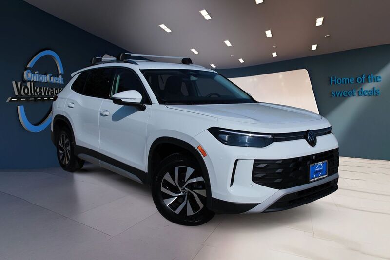 2025 Volkswagen Tiguan 2.0T S's photo