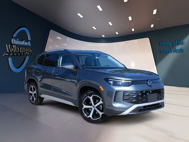 2025 Volkswagen Tiguan 2.0T SE's photo