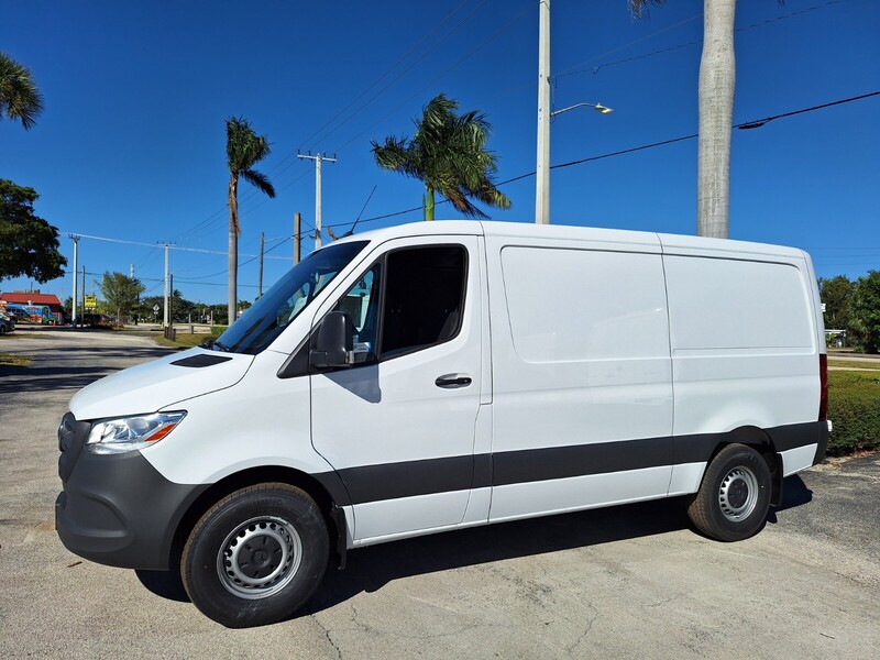 New 2025 MERCEDES-BENZ SPRINTER CARGO 144 WB in NORTH PALM BEACH, FLORIDA