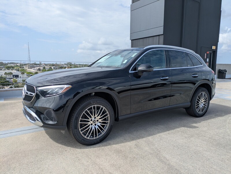 New 2025 MERCEDES-BENZ GLC-CLASS GLC 300 in NORTH PALM BEACH, FLORIDA