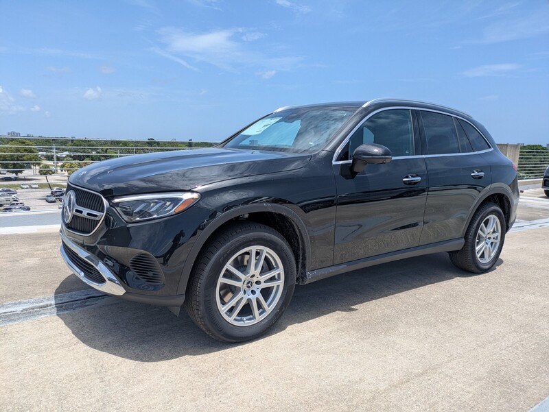 New 2025 MERCEDES-BENZ GLC-CLASS GLC 300 in NORTH PALM BEACH, FLORIDA