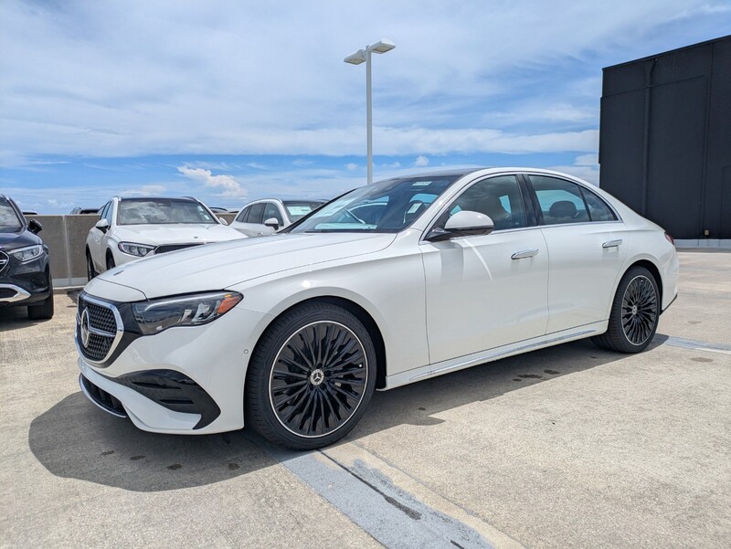 New 2026 MERCEDES-BENZ E-CLASS E 350 4MATIC SEDAN in NORTH PALM BEACH, FLORIDA