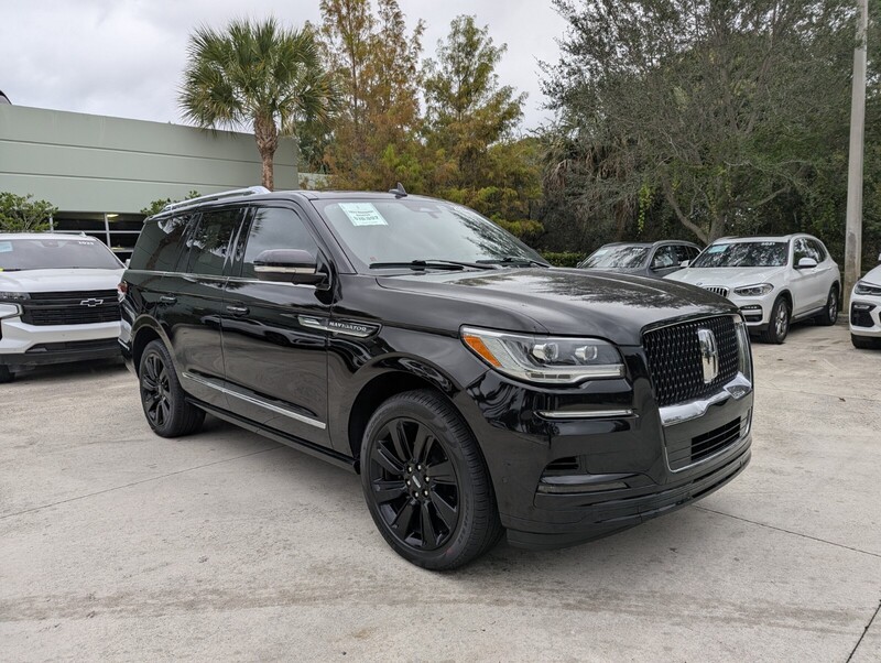 Used 2024 LINCOLN NAVIGATOR RESERVE in JUPITER, FLORIDA