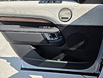 Used 2025 LAND ROVER DISCOVERY DYNAMIC SE in JUPITER, FLORIDA (Photo 26)