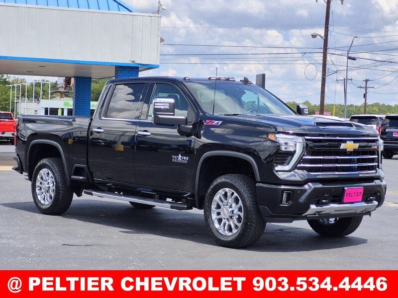 Used 2025 CHEVROLET SILVERADO 2500 4WD CREW CAB 159