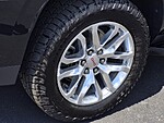 Used 2023 GMC YUKON 4WD 4DR SLT in TYLER, TEXAS (Photo 7)