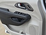 Used 2023 CHRYSLER PACIFICA TOURING L in TYLER, TEXAS (Photo 16)