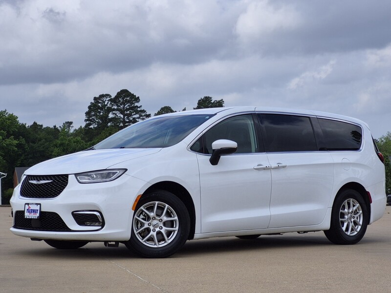 Used 2023 CHRYSLER PACIFICA TOURING L in TYLER, TEXAS