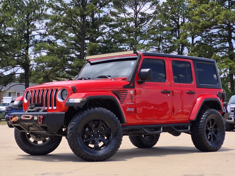 Used 2018 JEEP WRANGLER UNLIMITED SAHARA in TYLER, TEXAS