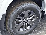 New 2026 NISSAN FRONTIER CREW CAB 4X2 SV in TYLER, TEXAS (Photo 5)