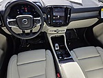 New 2025 VOLVO XC40 B5 AWD ULTRA BRIGHT THEME in LAS VEGAS, NEVADA (Photo 14)