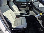 New 2025 VOLVO XC40 B5 AWD ULTRA BRIGHT THEME in LAS VEGAS, NEVADA (Photo 19)