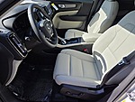 New 2025 VOLVO XC40 B5 AWD ULTRA BRIGHT THEME in LAS VEGAS, NEVADA (Photo 9)