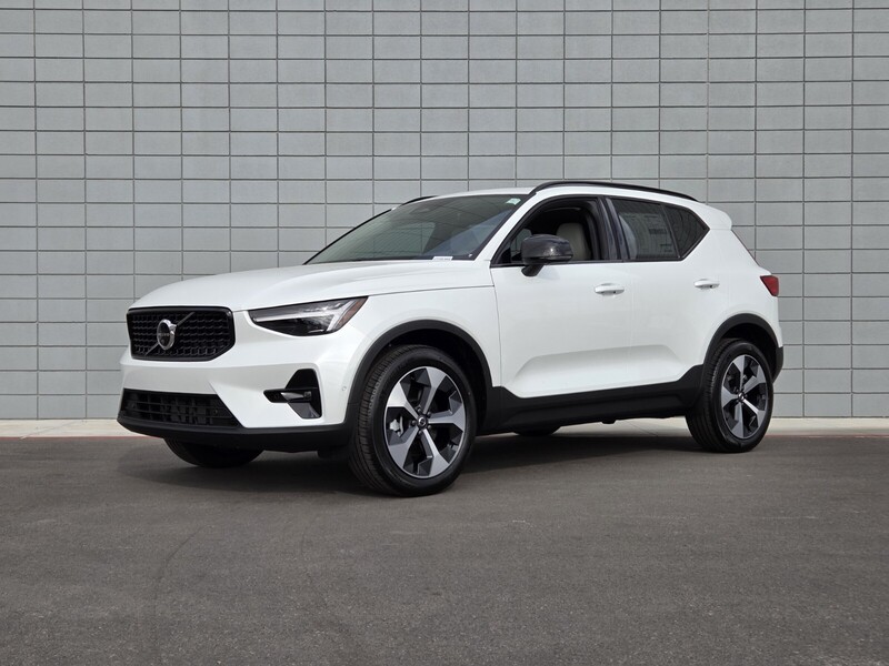 New 2026 VOLVO XC40 B5 AWD PLUS in LAS VEGAS, NEVADA