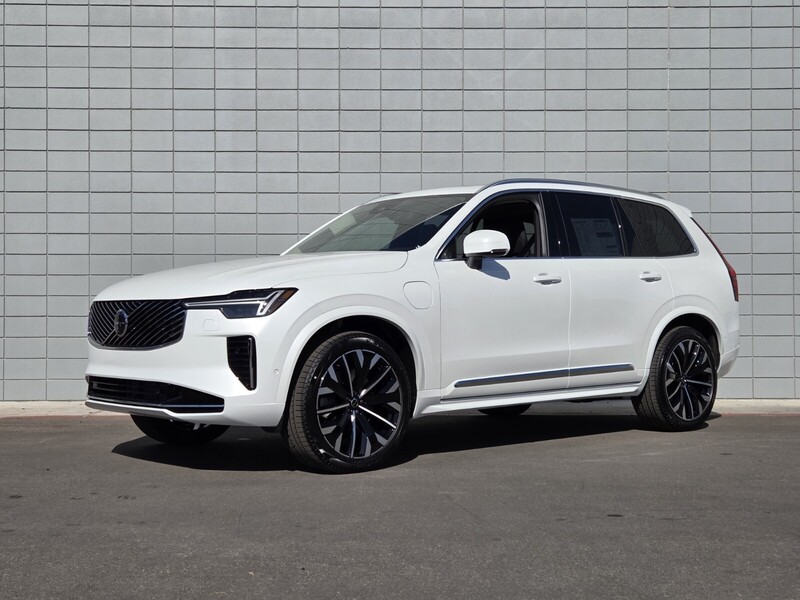 New 2026 VOLVO XC90 PLUG-IN HYBRID T8 AWD PLUS 7-SEATER in LAS VEGAS, NEVADA