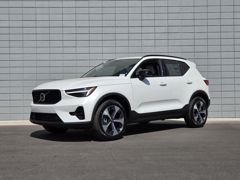 New 2026 VOLVO XC40 B5 AWD PLUS in LAS VEGAS, NEVADA