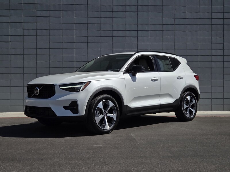 New 2026 VOLVO XC40 B5 AWD PLUS in LAS VEGAS, NEVADA
