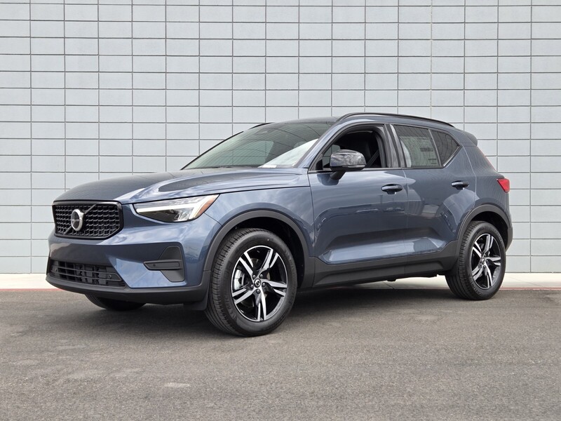 New 2026 VOLVO XC40 B5 AWD CORE in LAS VEGAS, NEVADA