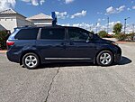 Used 2018 TOYOTA SIENNA LE in BENTONVILLE, ARKANSAS (Photo 8)