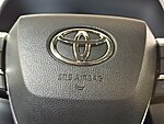 Used 2025 TOYOTA HIGHLANDER XLE in BENTONVILLE, ARKANSAS (Photo 18)