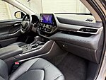 Used 2025 TOYOTA HIGHLANDER XLE in BENTONVILLE, ARKANSAS (Photo 43)
