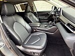 Used 2025 TOYOTA HIGHLANDER XLE in BENTONVILLE, ARKANSAS (Photo 44)