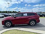 Used 2023 TOYOTA HIGHLANDER HYBRID XLE in FORT SMITH, ARKANSAS (Photo 4)
