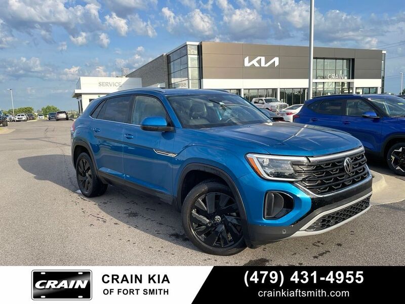 Used 2024 Volkswagen Atlas Cross Sport 2.0T SE W/TECHNOLOGY in FORT SMITH, ARKANSAS