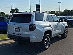 Used 2025 TOYOTA 4RUNNER TRD SPORT / 4X4 / ONE OWNER in FORT SMITH, ARKANSAS (Photo 7)