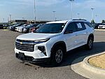 Used 2024 CHEVROLET TRAVERSE LT in FORT SMITH, ARKANSAS (Photo 3)