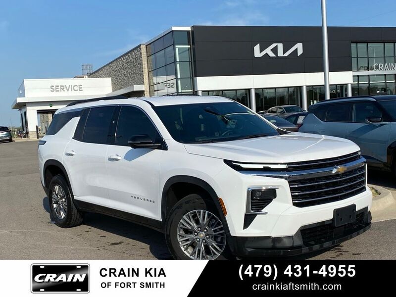 Used 2024 CHEVROLET TRAVERSE LT in FORT SMITH, ARKANSAS